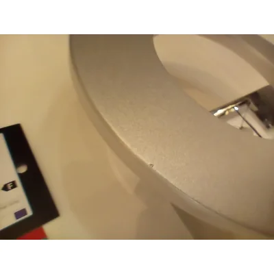 Toronto Wandleuchte aus Aluminium