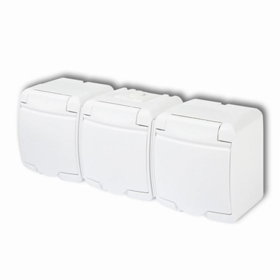 Triple socket 3x2P+Z (white flap), IP 44