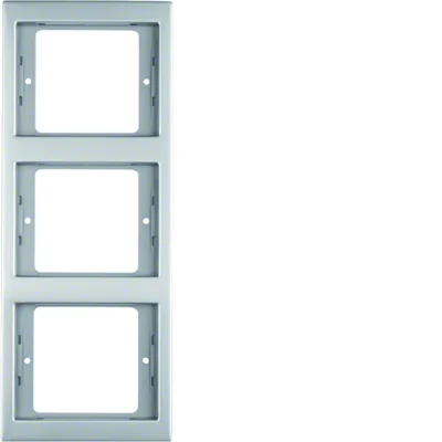 Triple vertical stainless steel frame