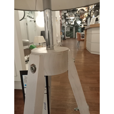 TRIPOD Floor lamp, bleached oak