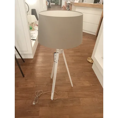 TRIPOD Stojací lampa, bělený dub