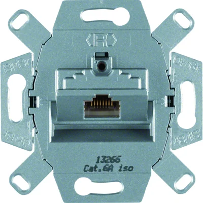 UAE 8-pole shielded connection socket