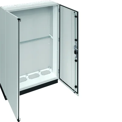 UNIVERS Centralino da pavimento IP55/I 1050x1650x275 con zoccolo 100mm