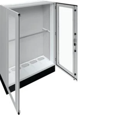 UNIVERS Centralino da pavimento IP55/I 1300x1800x400 con zoccolo 200mm, porta trasparente