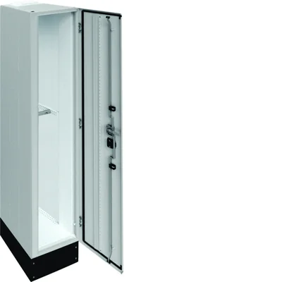 UNIVERS Centralino da pavimento IP55/II 300x1800x400 con zoccolo 200mm