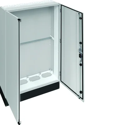 UNIVERS Floor-standing distribution board IP55/I 1050x1650x275 with 200mm base