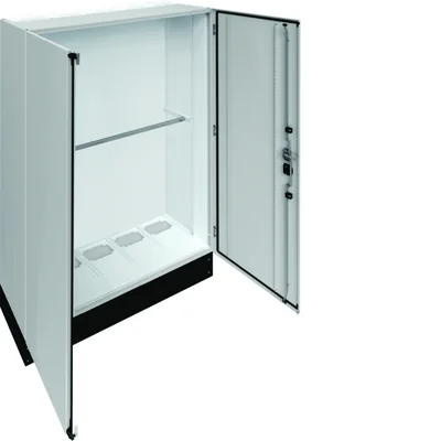 UNIVERS Floor-standing distribution board IP55/II 1300x1800x400 with 200mm base