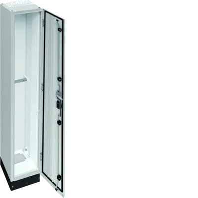 UNIVERS Floor-standing distribution board IP55/II 300x1650x275 with 100mm base