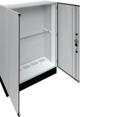 UNIVERS Standverteiler IP55/I 1300x1800x400 mit 200mm Sockel