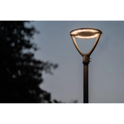 URBAN LANTERN SYMMETRIC 29W SYM PS 822-827 IP66 GY Leuchte