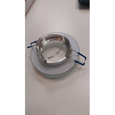 White recessed lamp