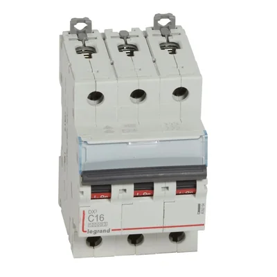 WYŁĄCZNIK NADPRĄDOWY S 313 3P C 16A 10000A SERII DX3