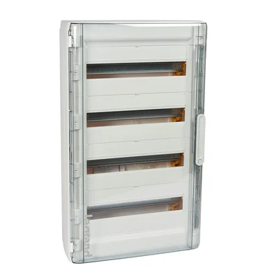 XL3 125 Cuadro de distribución de pared 4X18, puerta transparente