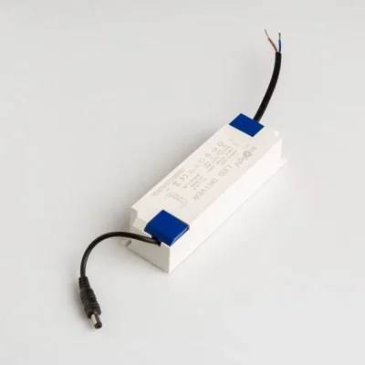 Zasilacz do paneli LED 60W 230V EMC 64-85V DC