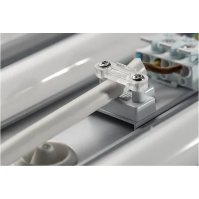ZEFIR PRO LED-Leuchte, 48 W, 4400 lm, AC 220–240 V, 50/60 Hz, Leistungsfaktor > 0,9, RA ≥ 80°, IP44, IK06, 140°, 4000 K, 120 cm
